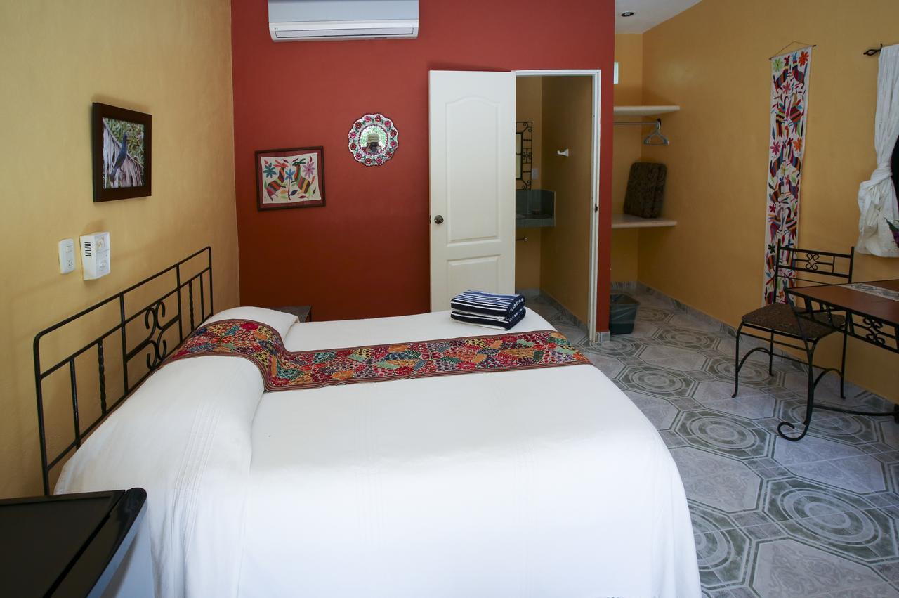 The Flycatcher Inn Retreat Hotel ซานตา เอเลนา ภายนอก รูปภาพ