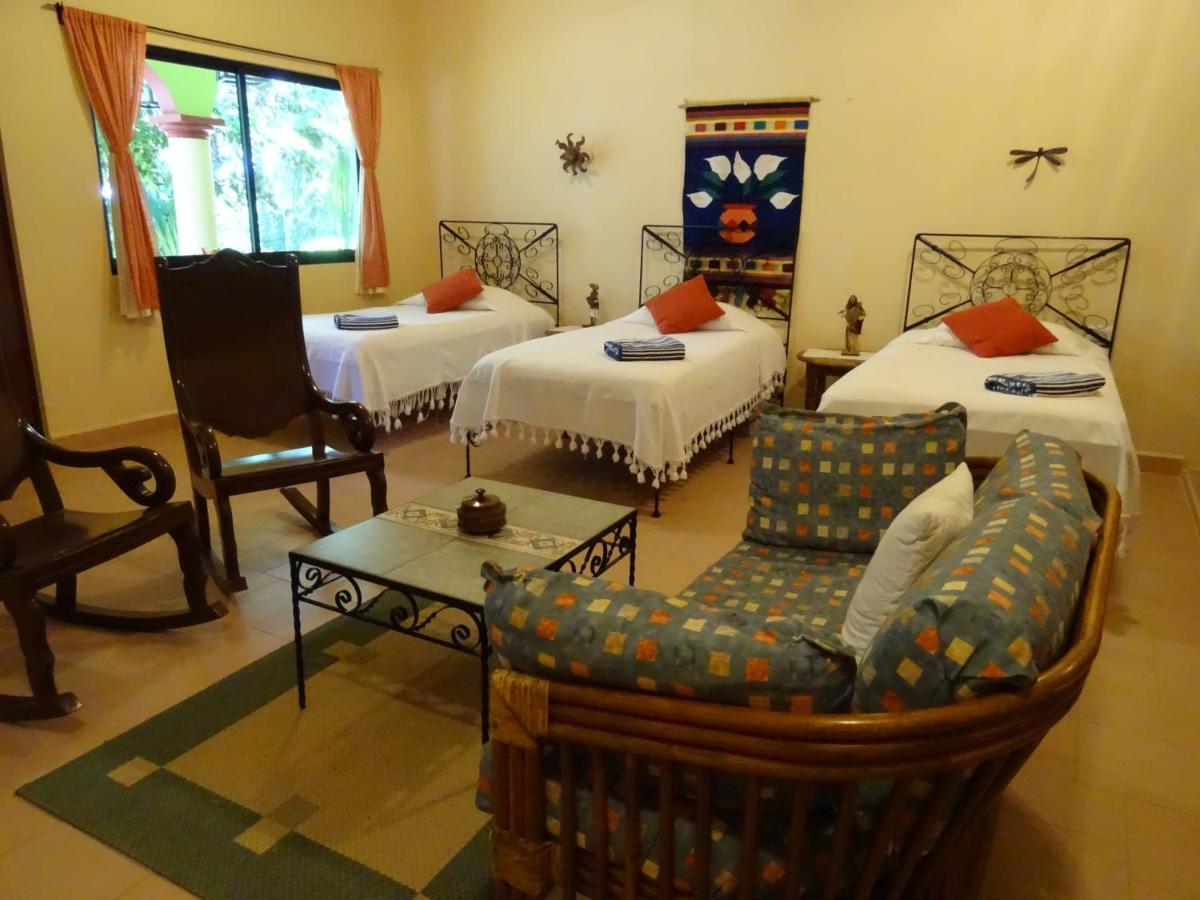 The Flycatcher Inn Retreat Hotel ซานตา เอเลนา ภายนอก รูปภาพ